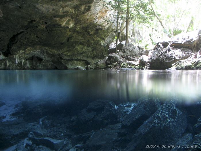 Dos Ojos entrance