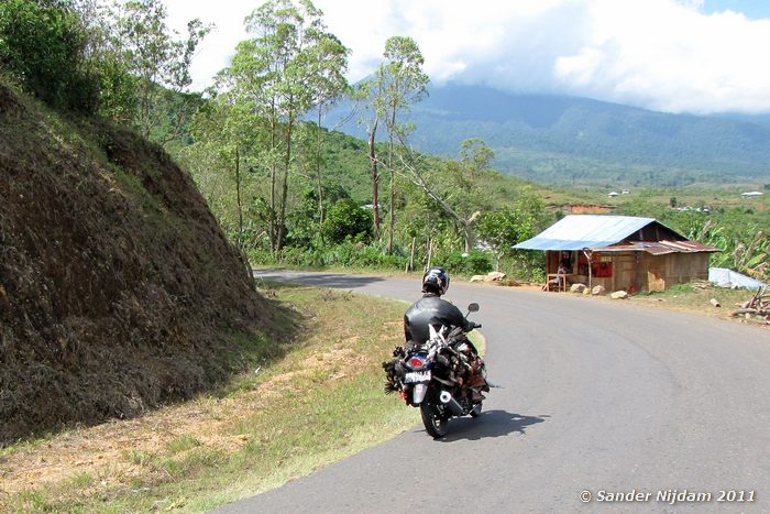  Onderweg, Flores