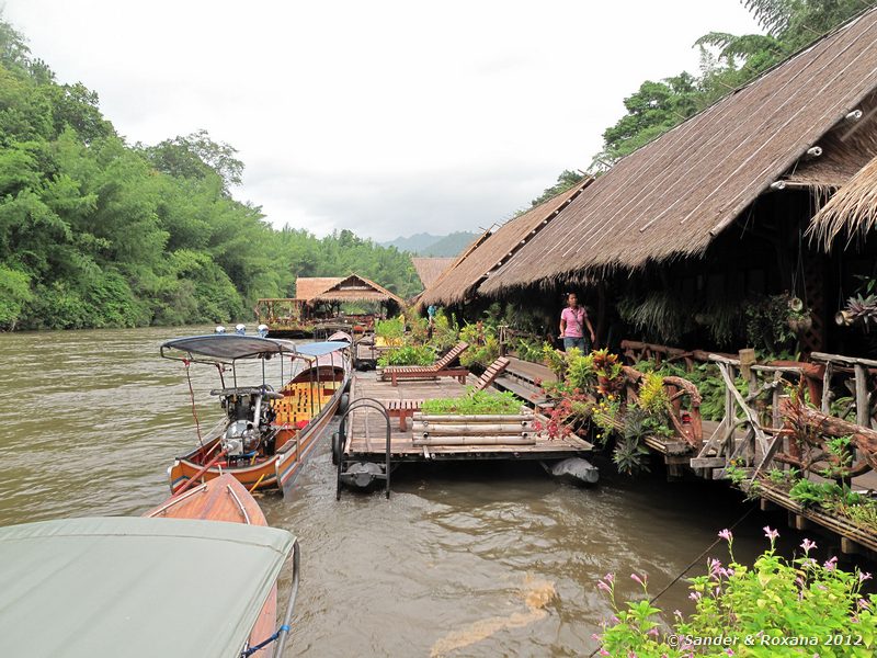  Jungle Rafts River Kwai Hotel