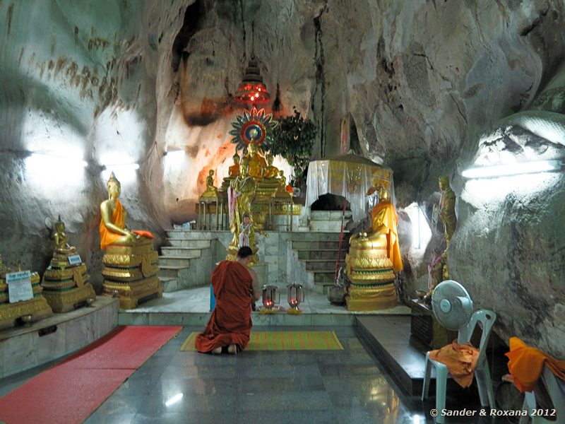  Khao Yoi Cave