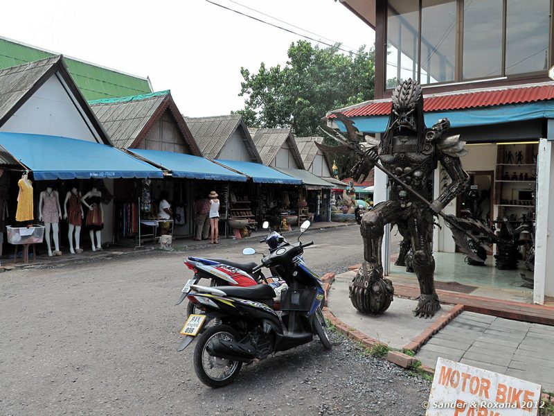  Wat Phra Yai, Ko Samui